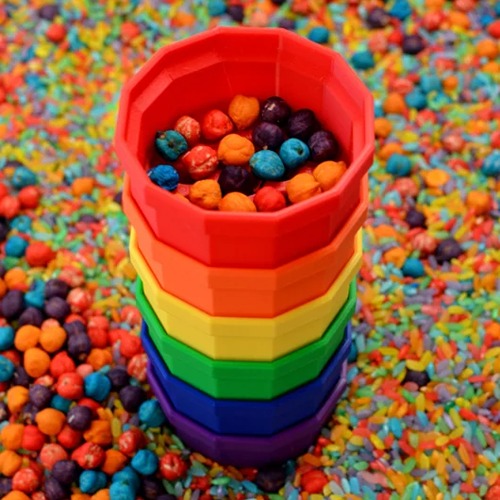 Regenboog Zeefjesset Medium van X Creator - Spelen, ontdekken sensorischspeelgoed