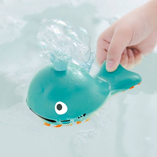 Bubbel walvis van Hape die luchtbellen blaast voor sensorisch waterplezier.
