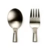 close up van eigen lepel en vork met creatieve set