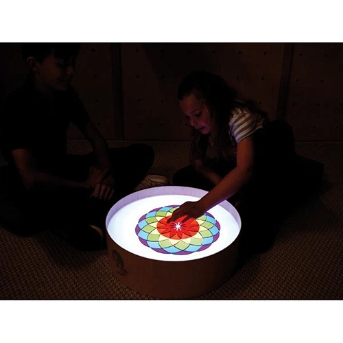 eduplay-acrylic-shape-large-mandala Mandala op de lichttafel in het donker